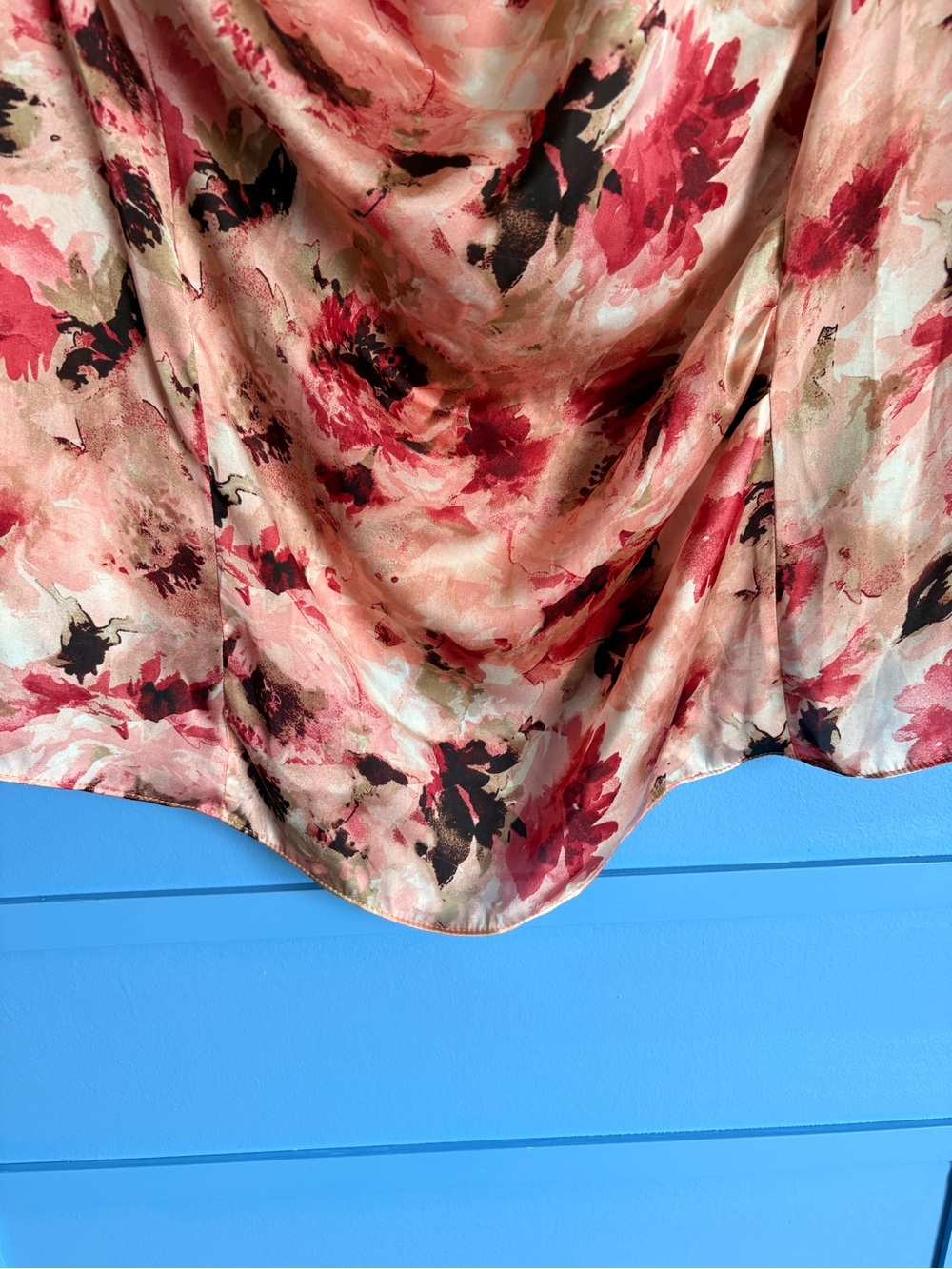 Jones New York Floral Cowl Neck Camisole in Blush and Red - 20W - Picture 6 of 6
